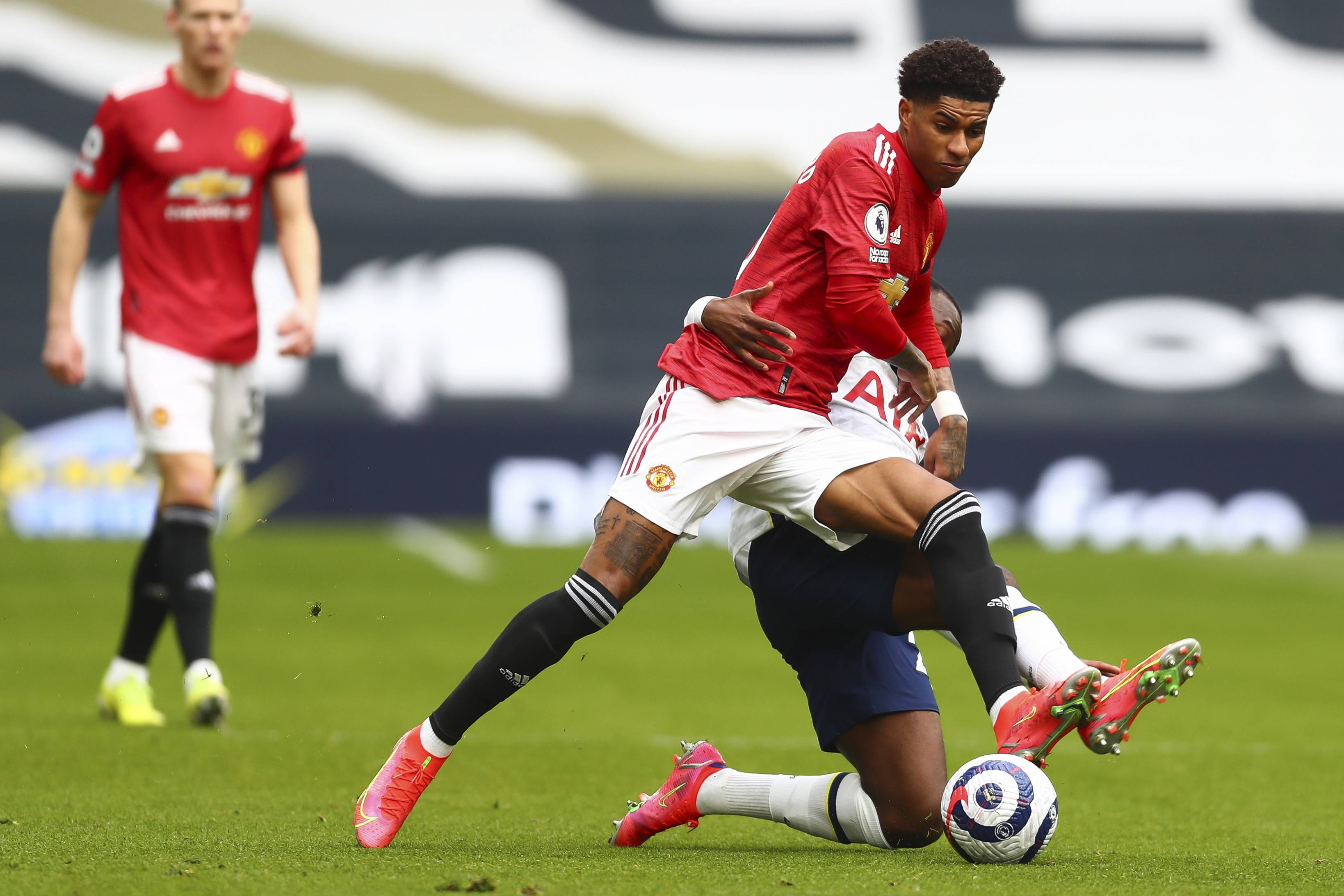 且打法过于 且打法过于